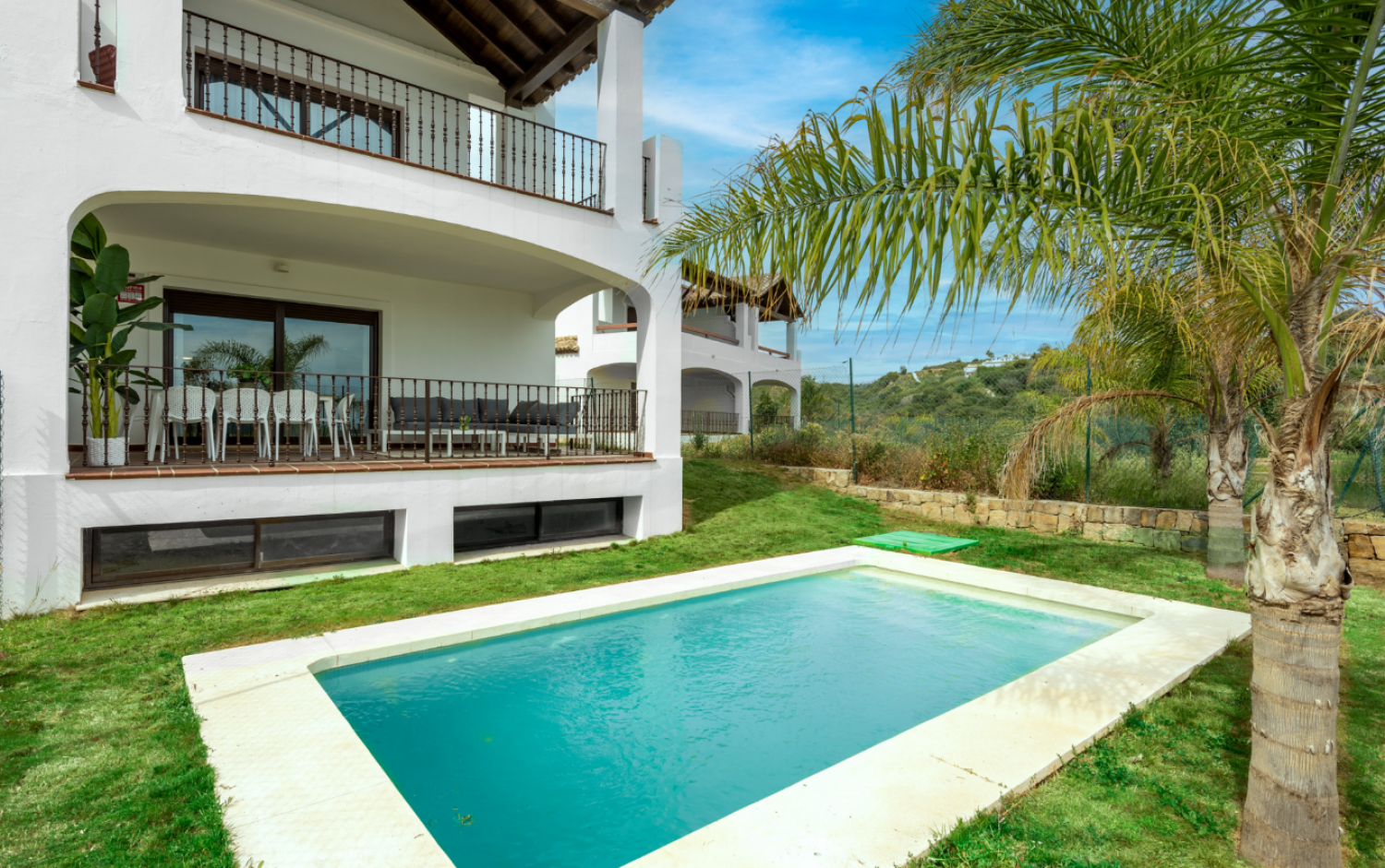 N10637 Estepona Malaga Detached Villa 1