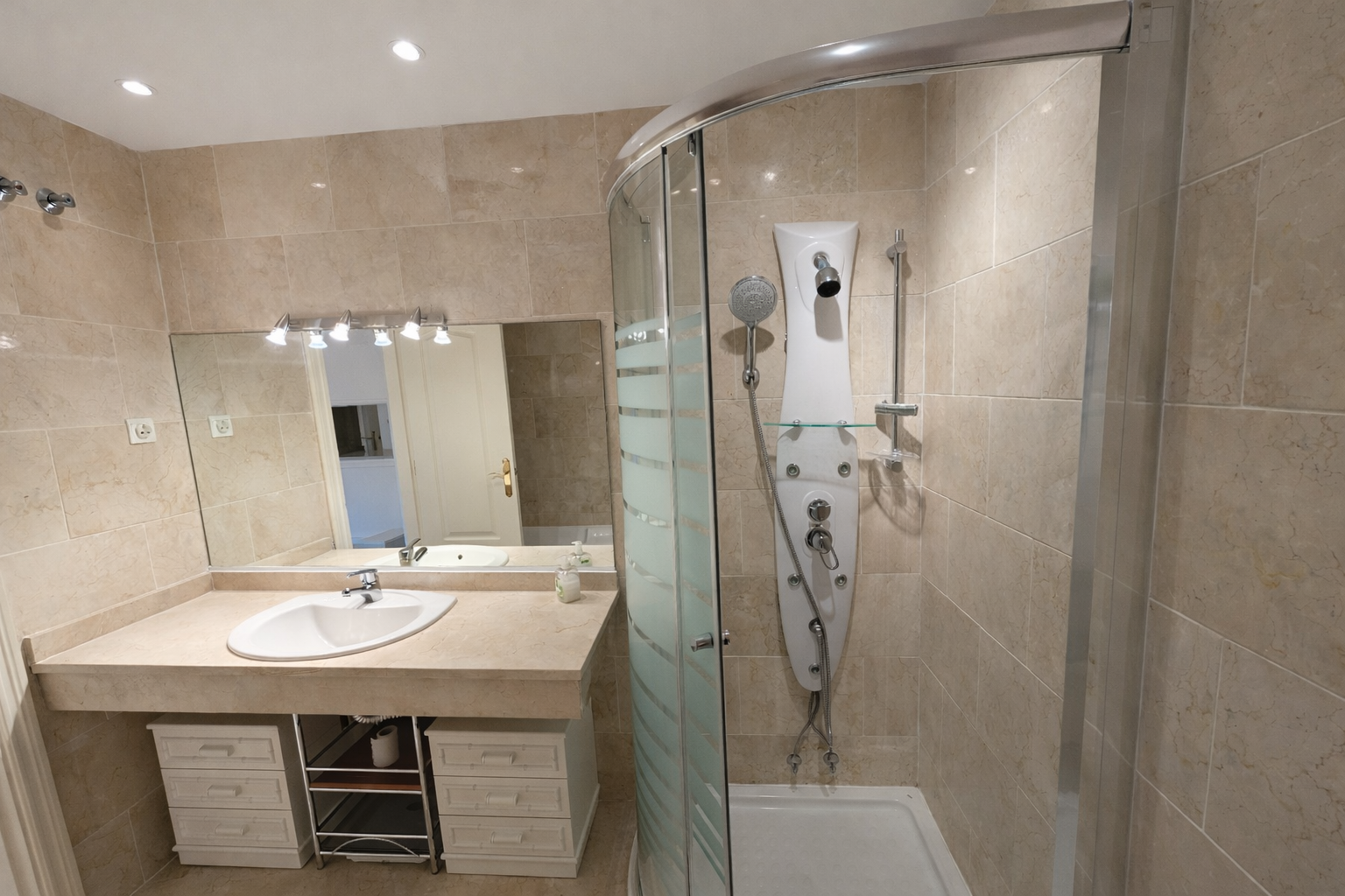 Property 9 NUS201 El Chaparral Malaga Ground Floor Apartment 16